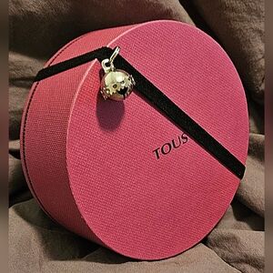 NWT RARE TOUS Mauve Dusty Burgundy Bear Bell Jewelry Box Medium 4” Charm Pendant